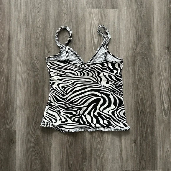 Zebra Print Ruffle Cami Tank Top - Black & White - Picture 3 of 3